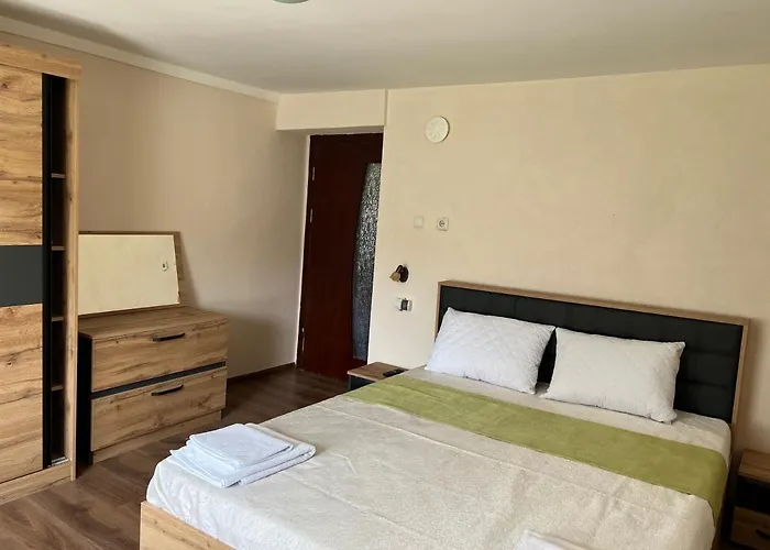 къща ралица Guest house Chakalarovo