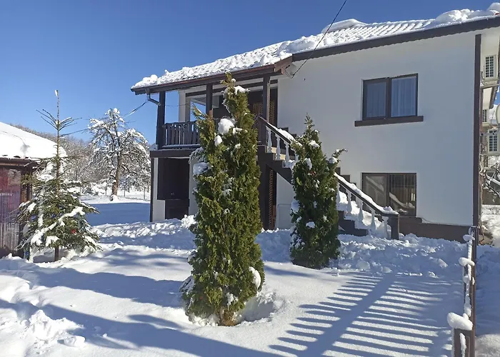 къща ралица Guest house Chakalarovo